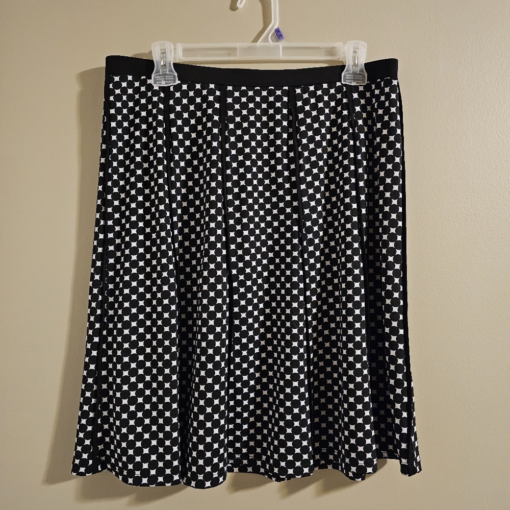 Ricki's Black and White Geometric A-Line Skirt
